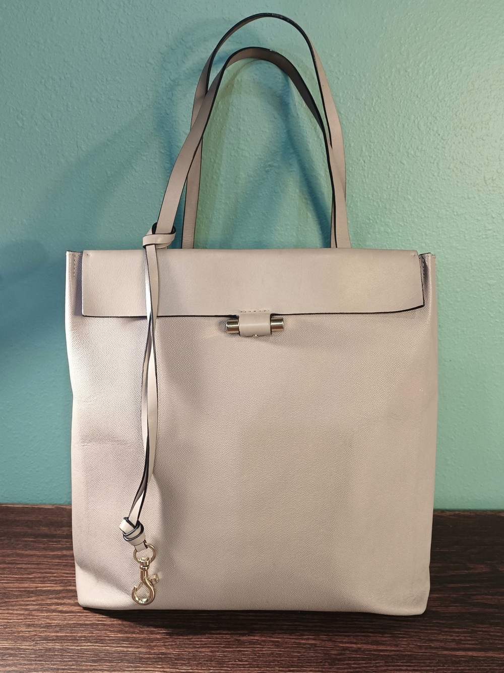 Stuart Weitzman Sybil Tote Bag in Latte Light Beige Caviar Leather Made in Spain